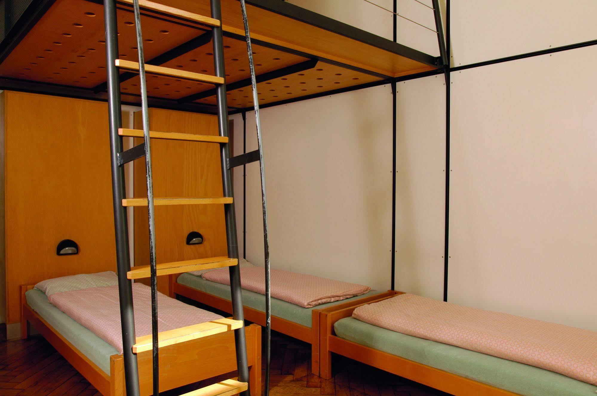 Solothurn Youth Hostel Bagian luar foto